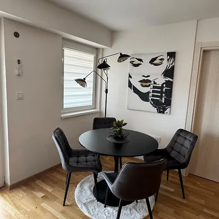 Apartamento Metro Luxe Skopie