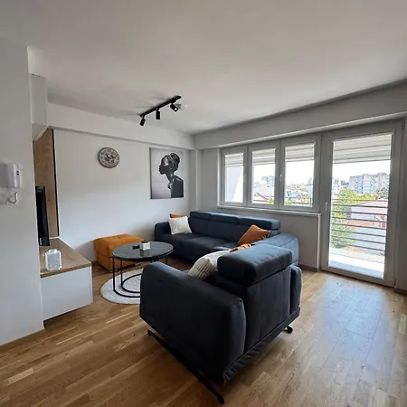 Apartment Metro Luxe