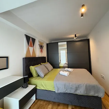 Apartment Metro Luxe